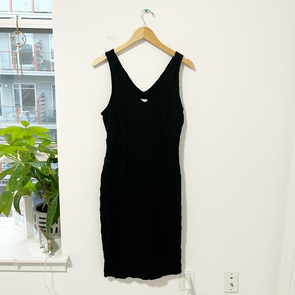 A New Day Black Crinkle Midi Dress Size Medium - Picture 1 of 7